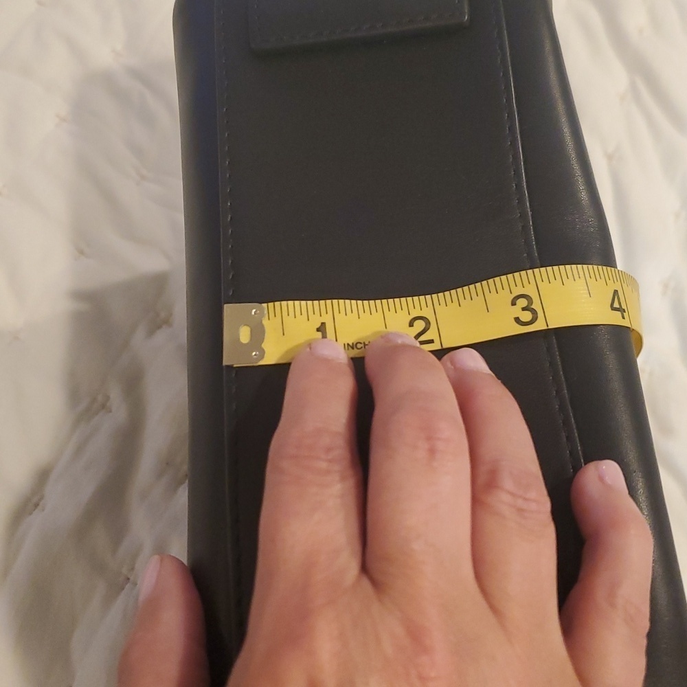 Vince Camuto Signature Crossbody Satchel Bag (#8) - Picture 8 of 12